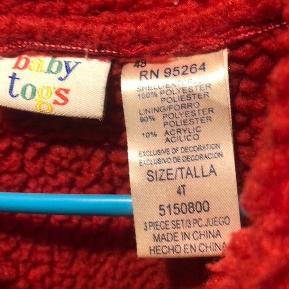 Red jacket - Picture 2 of 2